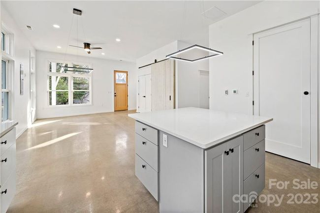 605 Hiawassee Ave, House other with 3 bedrooms, 3 bathrooms and null parking in Black Mountain NC | Image 13