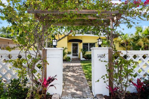 1406 Ne 15th St, Fort Lauderdale, FL, 33304-4814 | Card Image