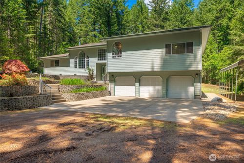 3776 Se Easy Street Ln, Port Orchard, WA, 98367-8556 | Card Image