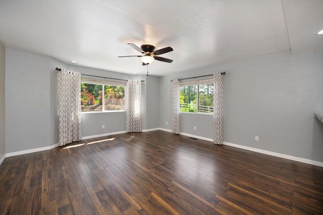285 Fairidge Dr, House other with 4 bedrooms, 3 bathrooms and null parking in Applegate CA | Image 13