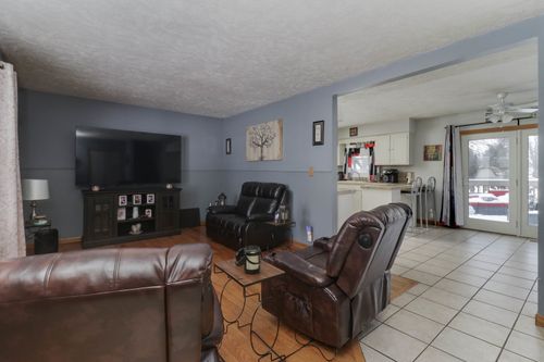 203 Edwards Dr, Normal, IL, 61761-2315 | Card Image