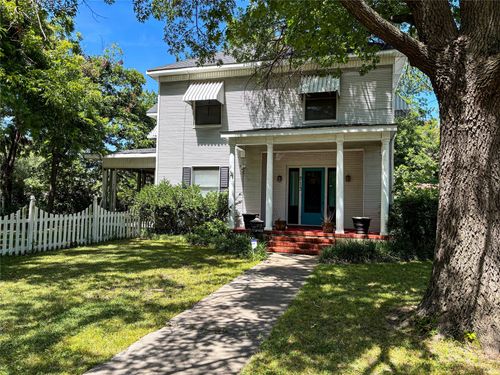 213 S Clements St, Gainesville, TX, 76240-5006 | Card Image