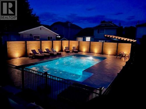 367 Yates Rd, Kelowna, BC, V1V1R4 | Card Image