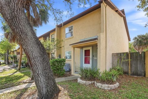 8314 Civic Rd, TAMPA, FL, 33615-4512 | Card Image
