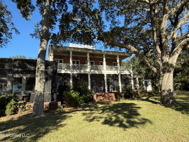 Main House | Image 30