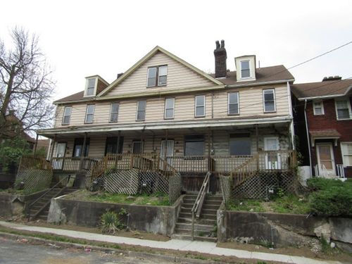 817-811 Madison Ave, E Pittsburgh, PA, 15112-1026 | Card Image