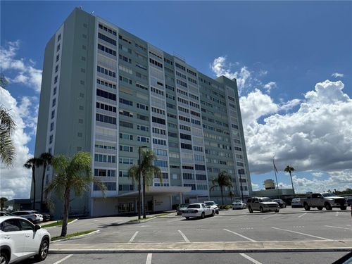 apt-1107-31 Island Way, CLEARWATER BEACH, FL, 33767-2253 | Card Image