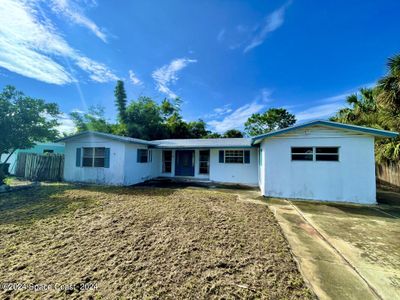 166 Sea Park Boulevard, House other with 3 bedrooms, 2 bathrooms and null parking in Satellite Beach FL | Image 3