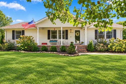 106 Fieldstone Dr, Pulaski, TN, 38478-9557 | Card Image