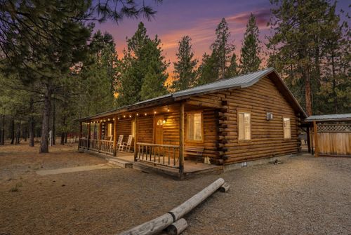 51862 Pine Loop Dr, La Pine, OR, 97739-9588 | Card Image