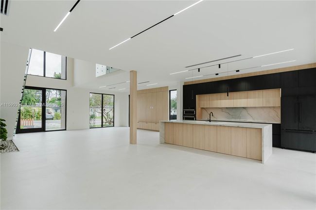 549 East Dr, House other with 4 bedrooms, 4 bathrooms and null parking in Miami Springs FL | Image 15