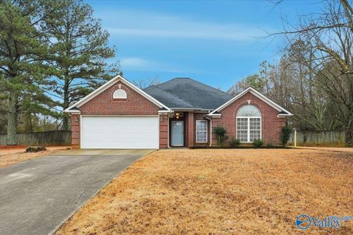 105 Ashlawn Ct, Huntsville, AL, 35806-4067 | Card Image