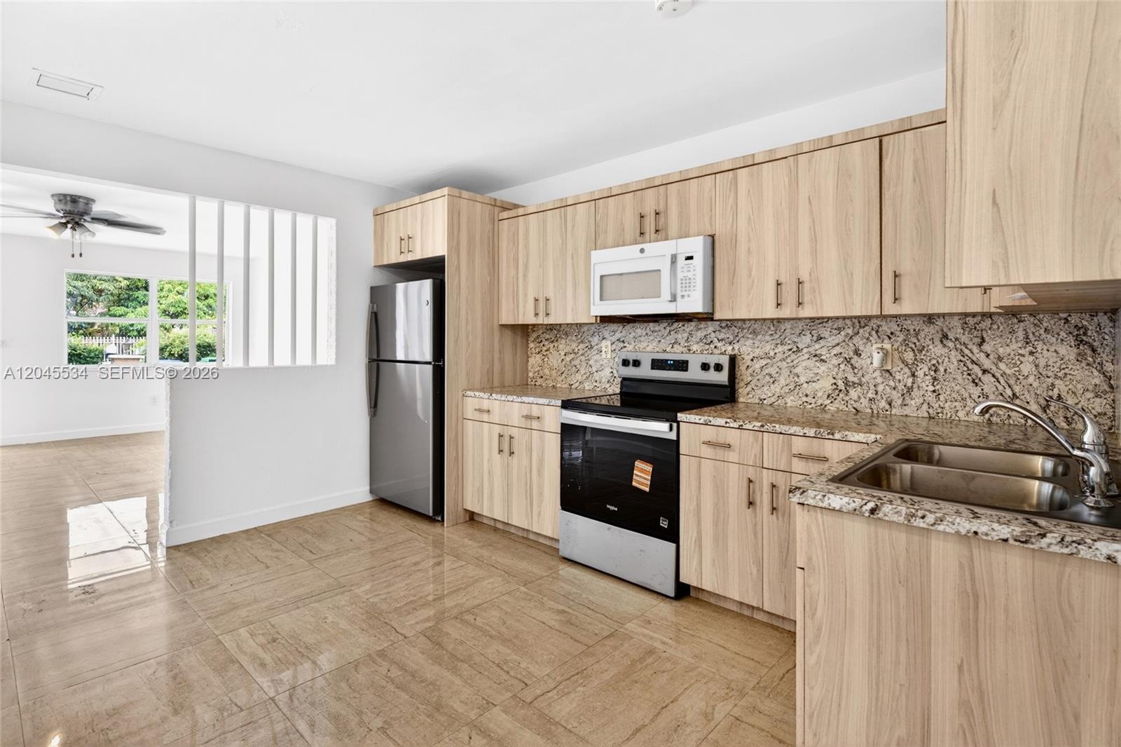 Residential Lease in Miami 3
