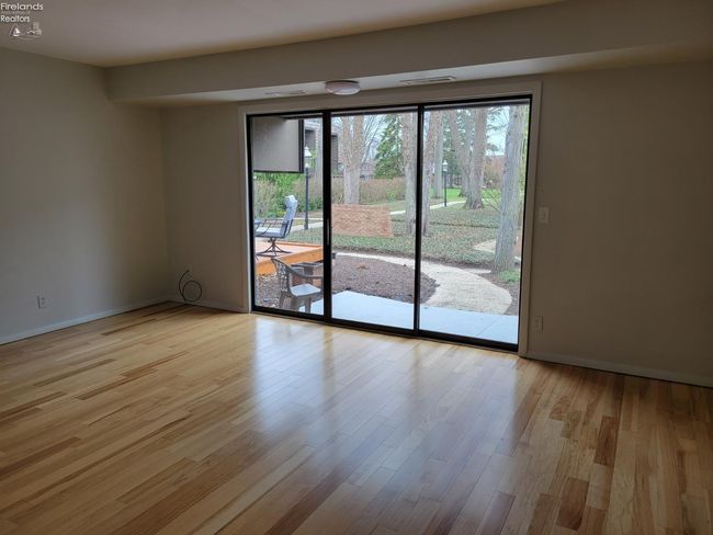 APT-4 - 1110 By The Shores Dr, Condo with 2 bedrooms, 2 bathrooms and 1 parking in Huron OH | Image 5