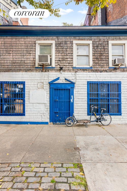 392 West St, New York, NY, 10014-2817 | Card Image