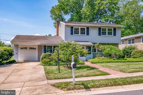124 Chapel Hill Dr, NEWARK, DE, 19711 | Card Image