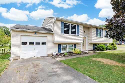 100 Close Hollow Dr Drive, Hamlin, NY, 14464 | Card Image
