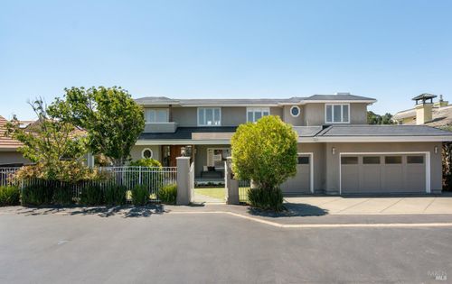 79 Trinidad Dr, Tiburon, CA, 94920-1077 | Card Image