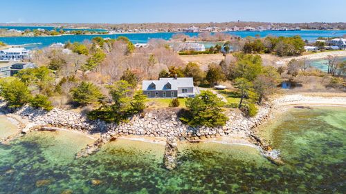 169 Penzance Rd, Woods Hole, MA, 02543-1046 | Card Image