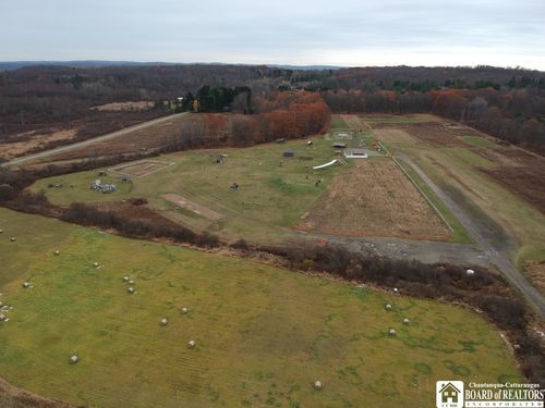 s-3435 Baker Street Ext, Jamestown, NY, 14701-9428 | Card Image