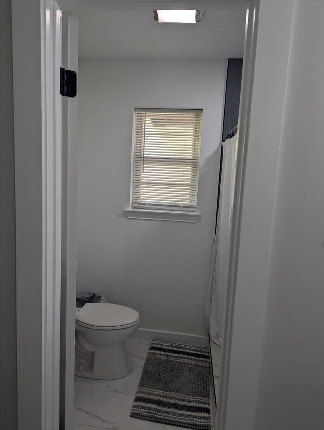 882 Magnolia Ln, House other with 3 bedrooms, 3 bathrooms and null parking in Lancaster TX | Image 9
