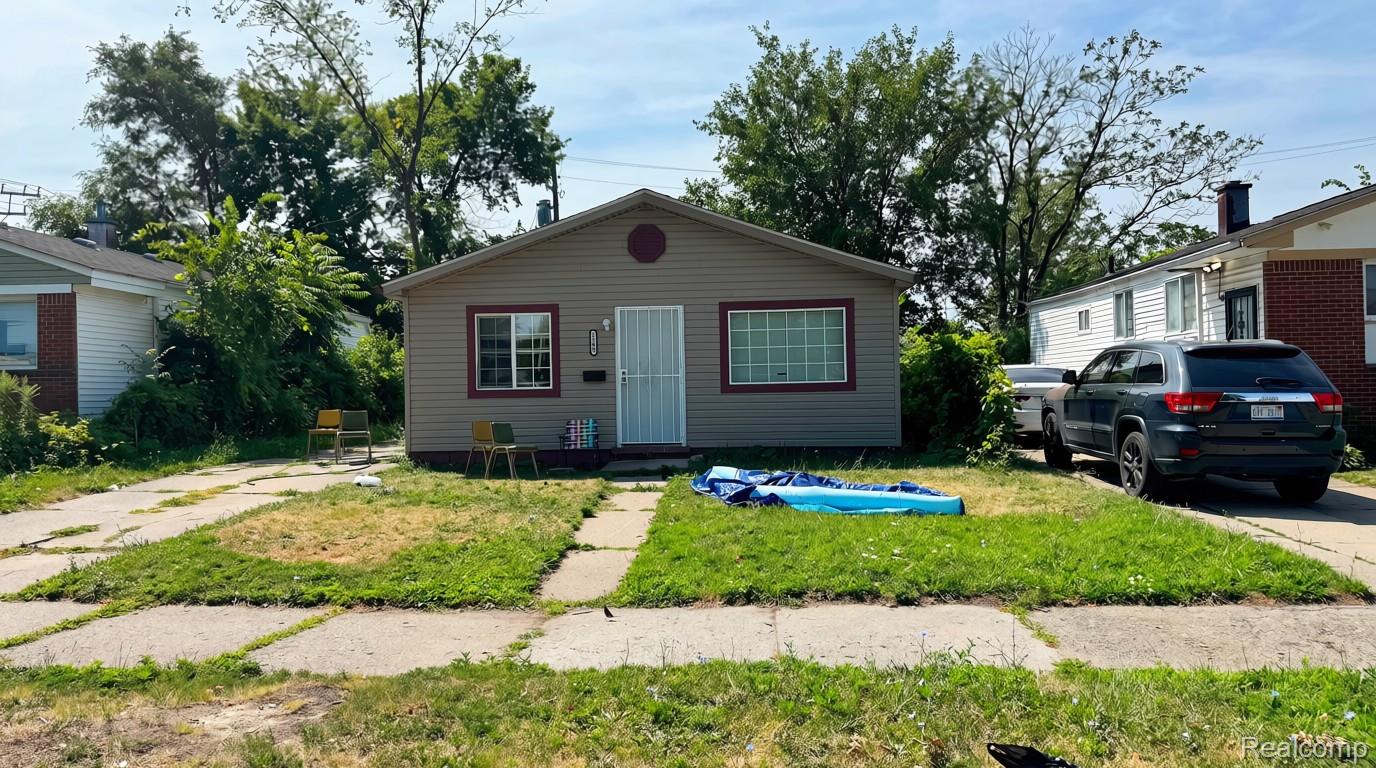 Residential in Detroit 2