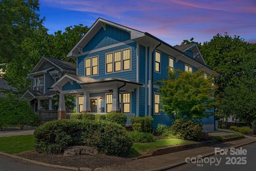 331 Solomon St, Charlotte, NC, 28216-5321 | Card Image