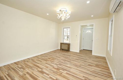 24120 83rd Ave, Bellerose, NY, 11426-1304 | Card Image