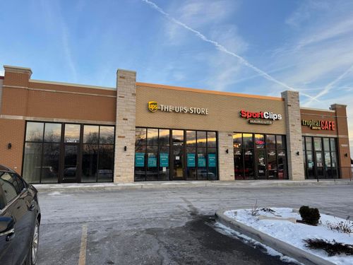 9-10081 Wicker Ave, Saint John, IN, 46373-8842 | Card Image