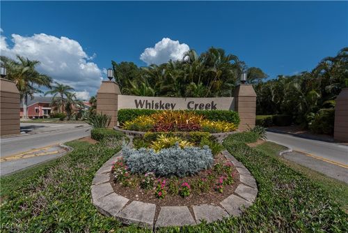 5569 Pendlewood Ln, FORT MYERS, FL, 33919-2742 | Card Image