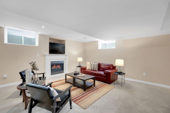 1 - 16 Zimmerman Dr, Condo with 3 bedrooms, 4 bathrooms and 2 parking in Caledon ON | Image 37