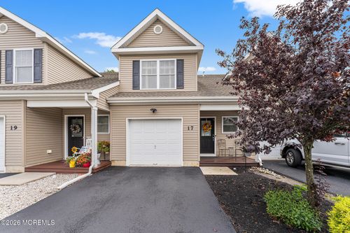 17 Wiley Way, Toms River, NJ, 08757-5155 | Card Image