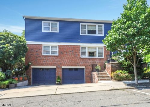 27 73rd St, North Bergen, NJ, 07047-5903 | Card Image