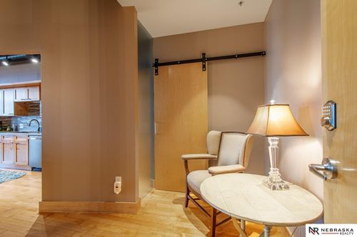 apt-404-105 S 9th St, Omaha, NE, 68102-1146 | Card Image