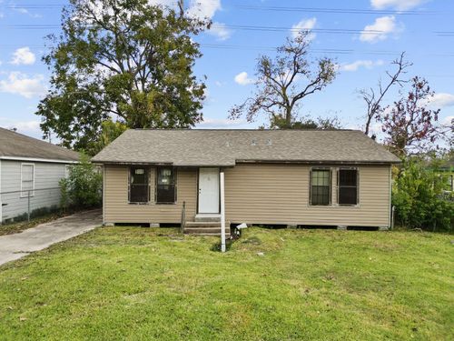 2414 Jackson St, La Marque, TX, 77568-4011 | Card Image