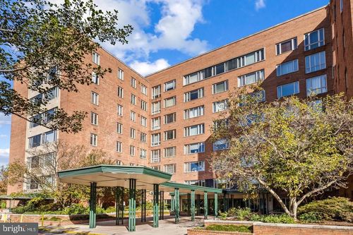 4005-4301 Massachusetts Ave Nw, WASHINGTON, DC, 20016-5569 | Card Image