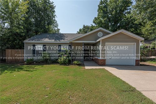 3161 W Oakfield St, Fayetteville, AR, 72704-6767 | Card Image