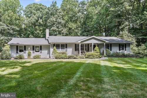 372 Hipkins Rd, WEST GROVE, PA, 19390-9500 | Card Image