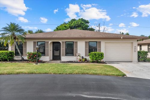 8-773 Vivienda South Ct, Venice, FL, 34293-1232 | Card Image