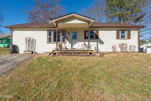 626 Hospital Hill Rd, Mountain City, TN, 37683-4342 | Card Image