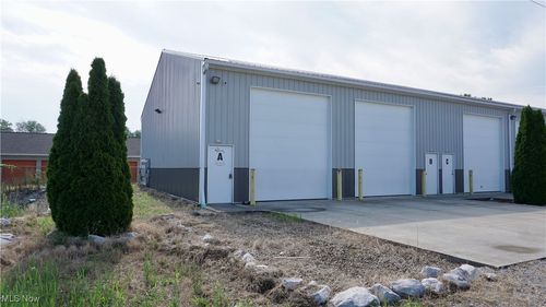 1-265 Pleasantview Ave, Sheffield Lake, OH, 44054-1824 | Card Image