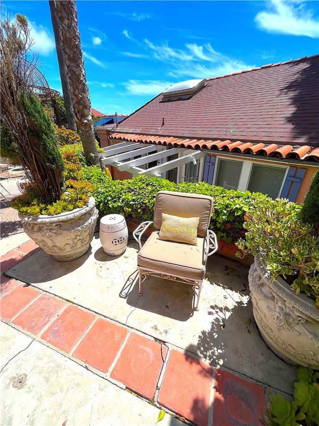 APT-5 - 212 N Coast Hwy, Condo with 1 bedrooms, 1 bathrooms and null parking in Laguna Beach CA | Image 29