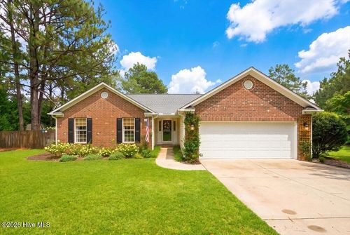 140 Crimson Ct, Carthage, NC, 28327-9298 | Card Image