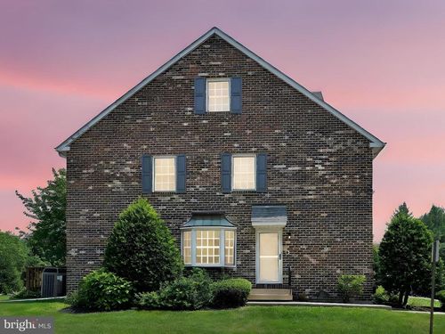 17-237 Militia Ct, COLLEGEVILLE, PA, 19426-2581 | Card Image