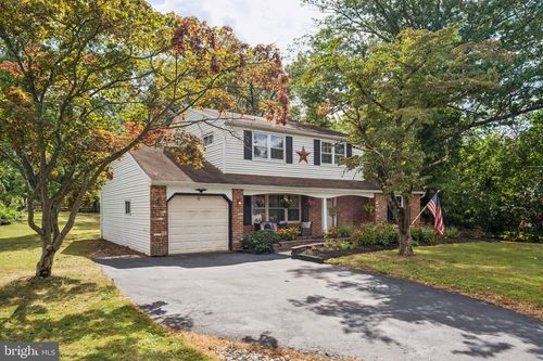 35 Buckwalter Rd, AUDUBON, PA, 19403-1971 | Card Image