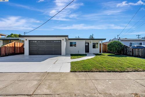 1923 Fairbanks St, San Leandro, CA, 94577-3120 | Card Image