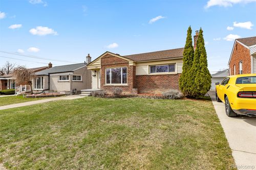 11321 Lenore Avenue, Redford Charter Township, MI, 48239 | Card Image