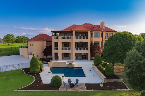 323 Kings Ct, Forney, TX, 75126-6855 | Card Image