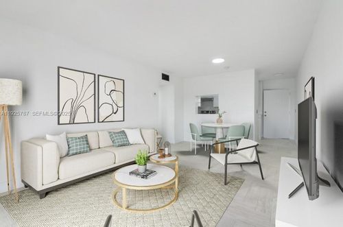 apt-306-12215 W Dixie Hwy, North Miami, FL, 33161-5465 | Card Image