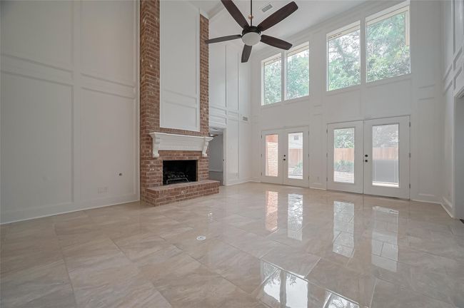 Soaring Ceilings | Image 16